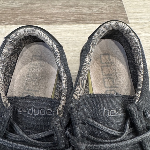 Hey Dude Wally Youth Shoes Kids 12 Black/Charcoal Slip On Casual Canvas - Picture 4 of 8